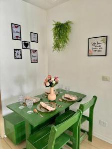 Com Varanda e Comodidade no Flamengo MA181-902