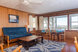 Spalt by Bryant Real Estate