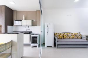 BHU 23 - Home - Ciro · BH23: NOVO E BEM DECORADO NO CORAÇÃO DE UBATUBA