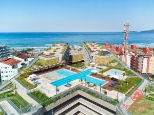 BH20 - DNA · BH20 ELEGÂNCIA E CONFORTO EM FRENTE À PRAIA GRANDE