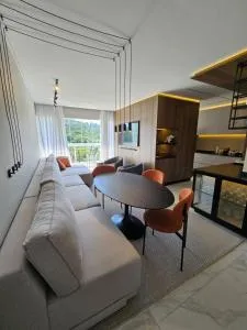 CURTA! |138| Brava Arts 2 suítes | com Bar - Cabeçudas