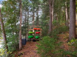 La Chataigne - Wilderness waterfront escape