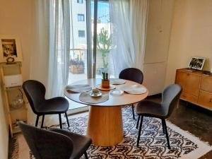 Midcentury Modern Apartment