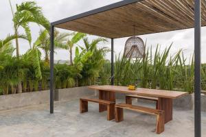 Luxury Penthouse 300m2 with Private Terrace & Pool