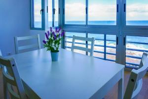 Apartamento frente al mar
