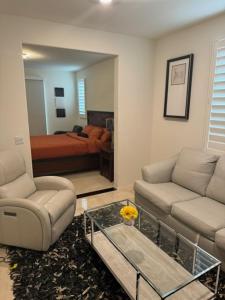 Elegant Retreat with Private Luxurious Gen Suite