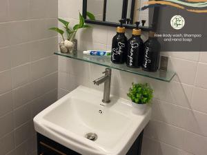 Tulip Hijau Homestay - Bukit Beruntung - 4Bedrooms