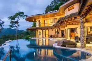 MonkeyRanch LuxLodge - Tinamaste