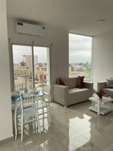 Apartamento Moderno con vista a calle, Piso 3, #12