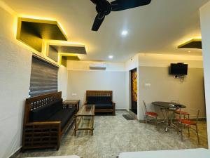 Golden Lodge Nemmara