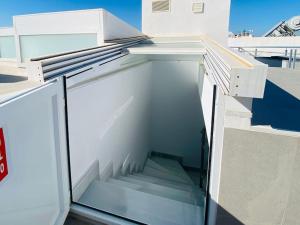 Ático con gran terraza en el centro a 50 metros de la playa