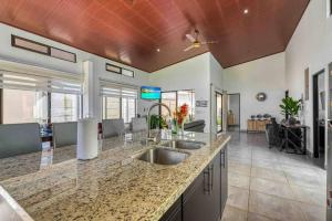 Casa Maiki Your Private Retreat In Uvita Center