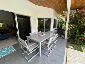 Villa Mariposa - Ojochal, close to everything