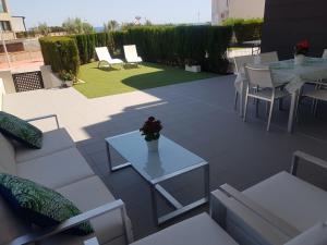 Ocean View Beach Apartment Arenales del Sol