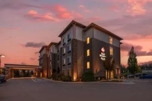 Best Western PLUS University Park Inn & Suites - Coburn