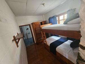 Black&White -Dini Muetter-