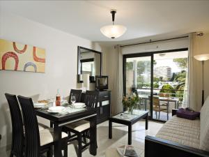 Luxury apartment with large terrace