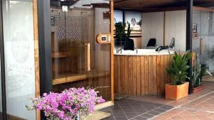 Apolonia Boutique - Guaduas