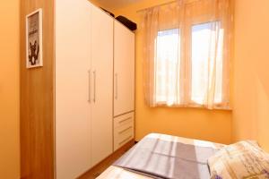 Family friendly house with a swimming pool nska, Krk - 23499