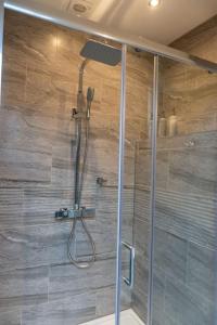 Luxury 4 Bedroom Apartment