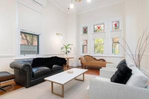 Bellisle - 1880s period home in Central Albury