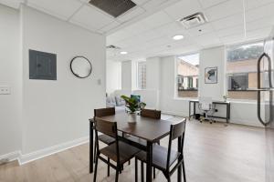East 225 I Modern Studio in Downtown Rochester