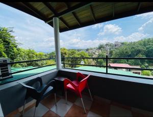 Kandy HideoutNature Meets City Comfort