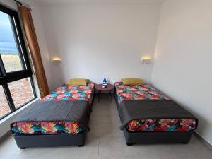 JVais Residence by SOV