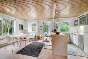 Well-Maintained Holiday Home Close To Beautiful Swimming Beach