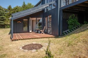 Beautiful Home In Ebeltoft With 3 Bedrooms, Sauna And Internet