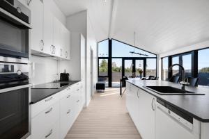 Beautiful Holiday Home With Panoramic Views Enjoy Stunning Nature