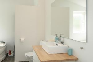 Nice Home In Ebeltoft With 5 Bedrooms And Internet