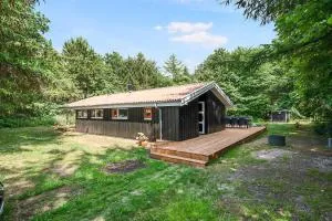 Awesome Home In Ebeltoft With 3 Bedrooms, Internet And Sauna - Øksenmølle