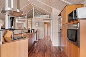 Nice Home In Ebeltoft With 2 Bedrooms And Internet