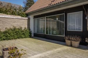 Awesome Home In Ebeltoft With 4 Bedrooms And Internet