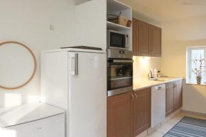 Nice Home In Allingåbro With 3 Bedrooms