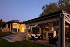 Blackwood Luxury Hideaway - Otaki Beach