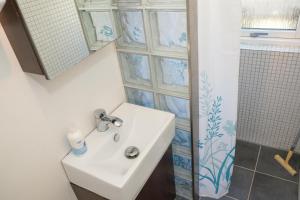 Stunning Home In Knebel With 3 Bedrooms, Sauna And Internet