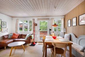 Scenic Forest Retreat Close To Ebeltoft Town Centre, Beaches And Golf Course