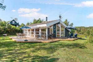 Stunning Home In Ebeltoft With 3 Bedrooms And Internet