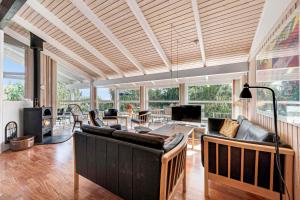 Stunning Home In Ebeltoft With 3 Bedrooms And Internet