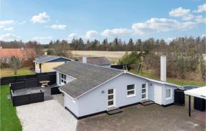 Cozy Home In Skagen With Kitchen