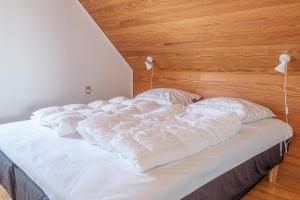 Beautiful Home In Knebel With 3 Bedrooms