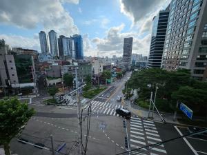 Seoul station 4min, perfect for family group