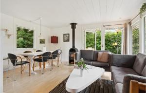 3 Bedroom Amazing Home In Børkop