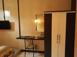 JALA GUEST HOUSE near JUANDA AIRPORT