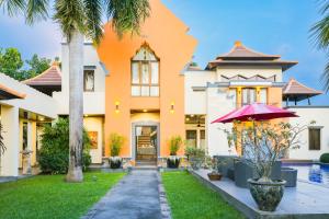 Luxury Retreat Villa with Grand Pool & Garden 奢華獨棟四卧室別墅 私人泳池花園