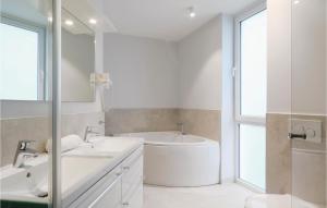 Priwallpromenade 27, Whg 7