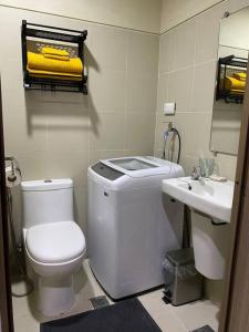 1 Bedroom with Balcony near Mall of Asia