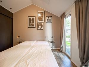 Nice chalet in beautiful location, Utrecht at 20km